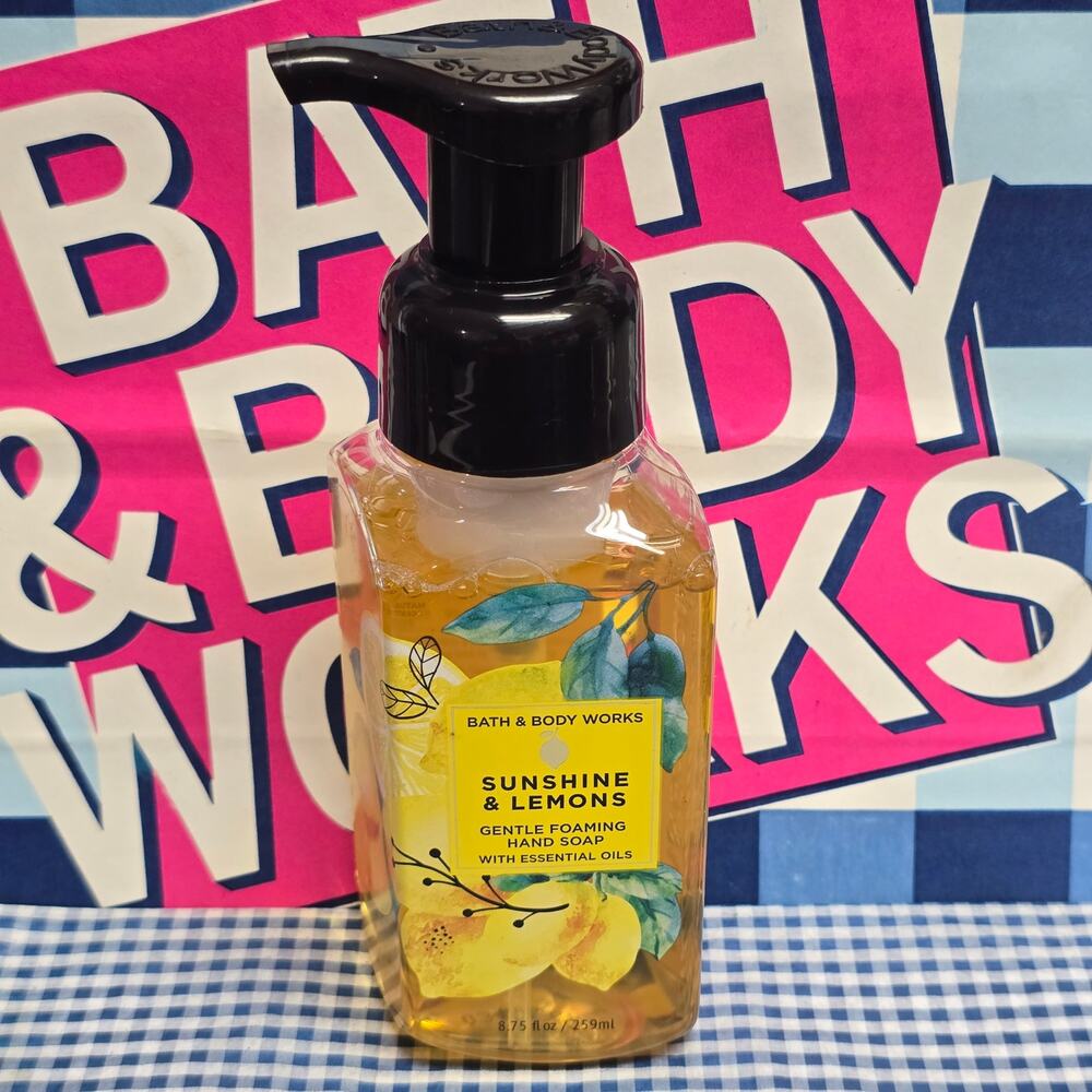 BBW Sunshine & Lemons Gentle Foaming Hand Soap w. Essential Oils